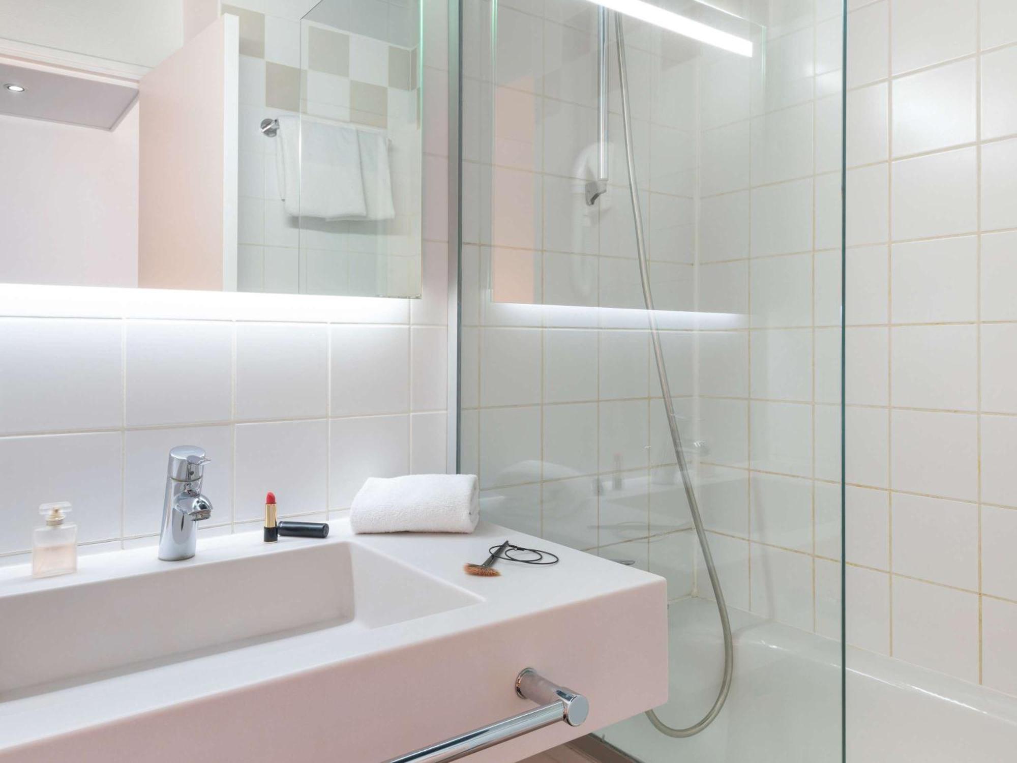 Ibis Styles Gare De L'est Château Landon Hotel 3*