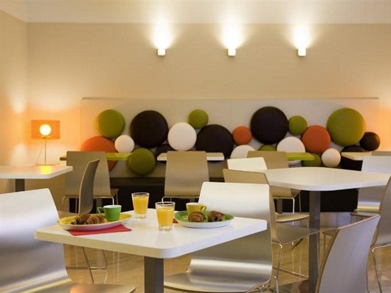 Ibis Styles Gare De L'est Château Landon Hotel 3*